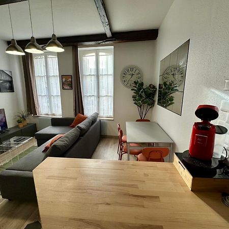 Lecathedrale : F2 Au Coeur De Metz ! Apartment Luaran gambar