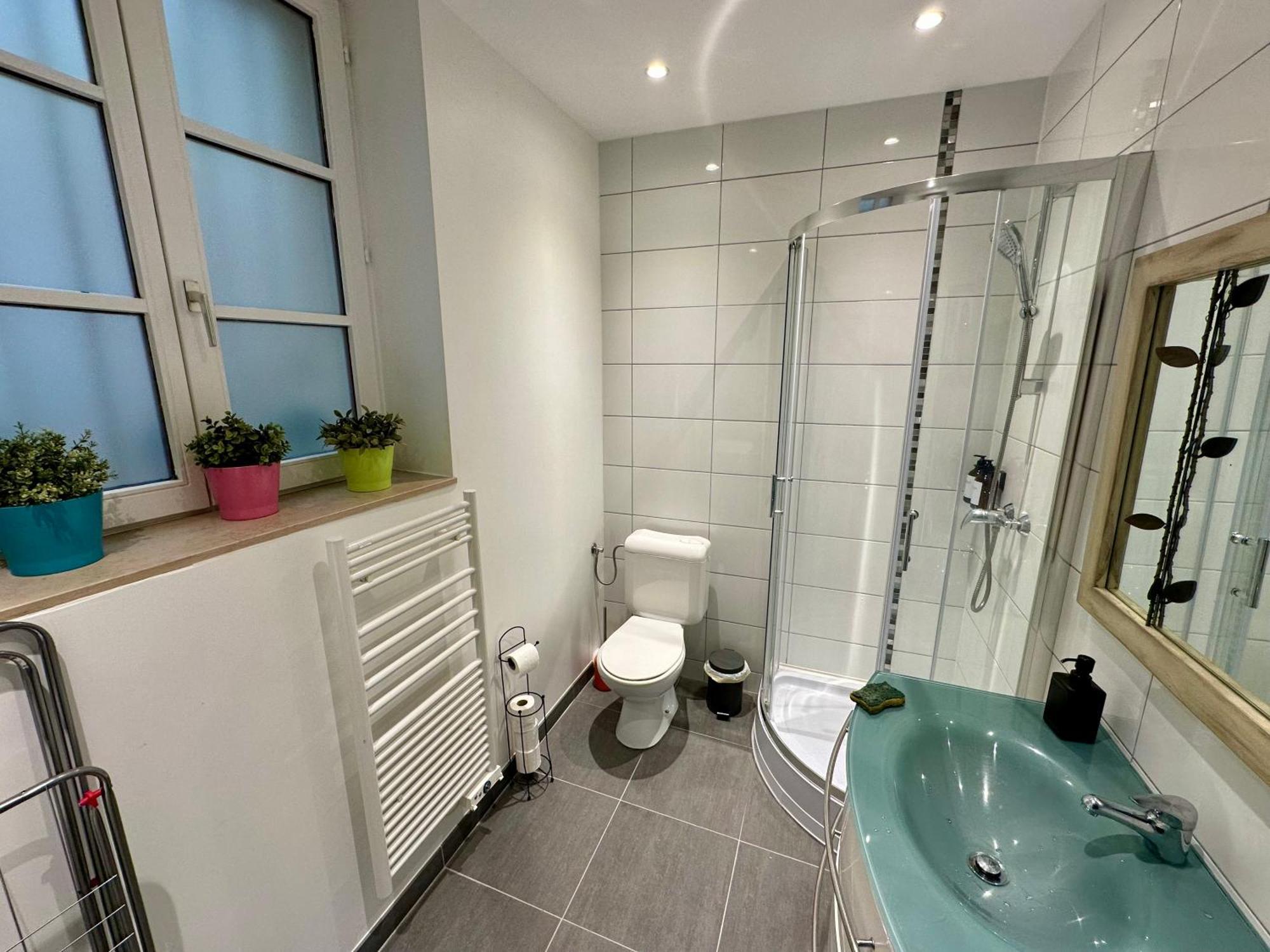 Lecathedrale : F2 Au Coeur De Metz ! Apartment Luaran gambar